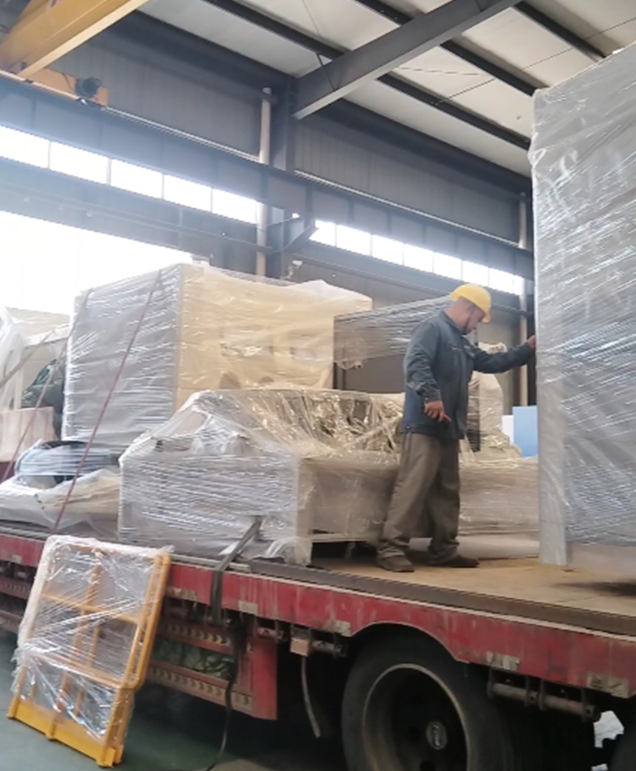 新乡喷砂机软管易破损？选择与保养技巧